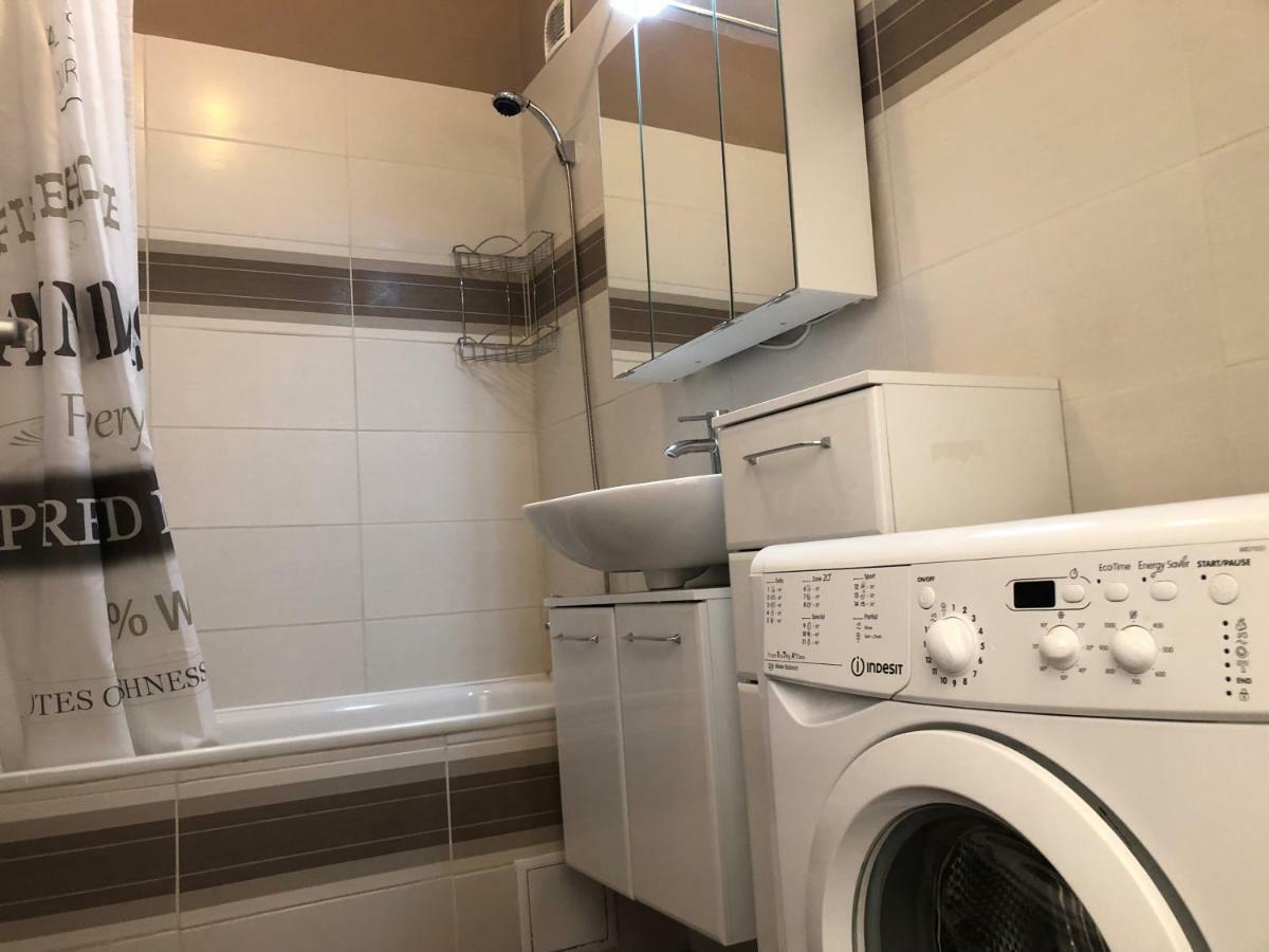 Dave Apartman Szeged Extérieur photo